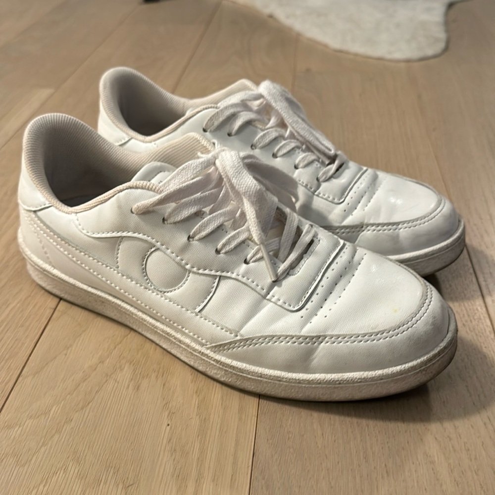 Oliver Cabell Vegan 581 in White - Women’s size 40